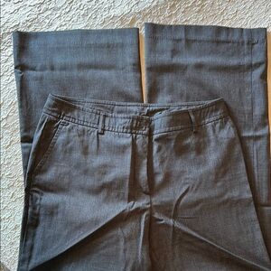 Akris Punto Gray Trousers Elegant and Versatile